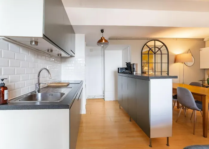 2 Sur Quais Des Chartrons Bordéus