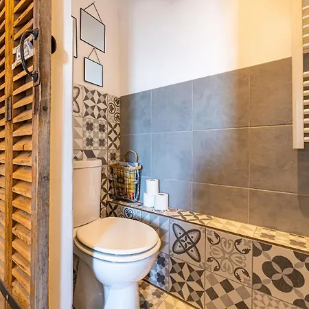 2 Sur Quais Des Chartrons